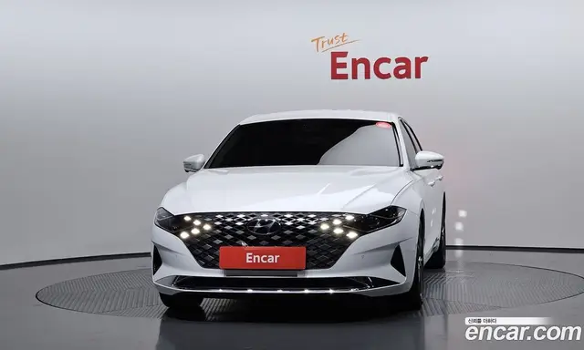 Hyundai Grandeur 2020 2.5 автомат (гидро), миниатюра 3 Hyundai Grandeur 2020 2.5 автомат (гидро), миниатюра 3