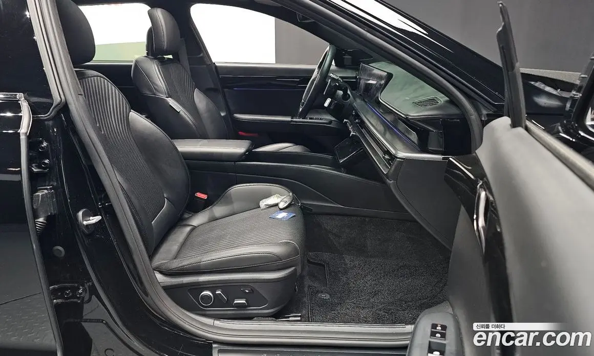 Hyundai Grandeur 2023 3.5 автомат (гидро), фото 15