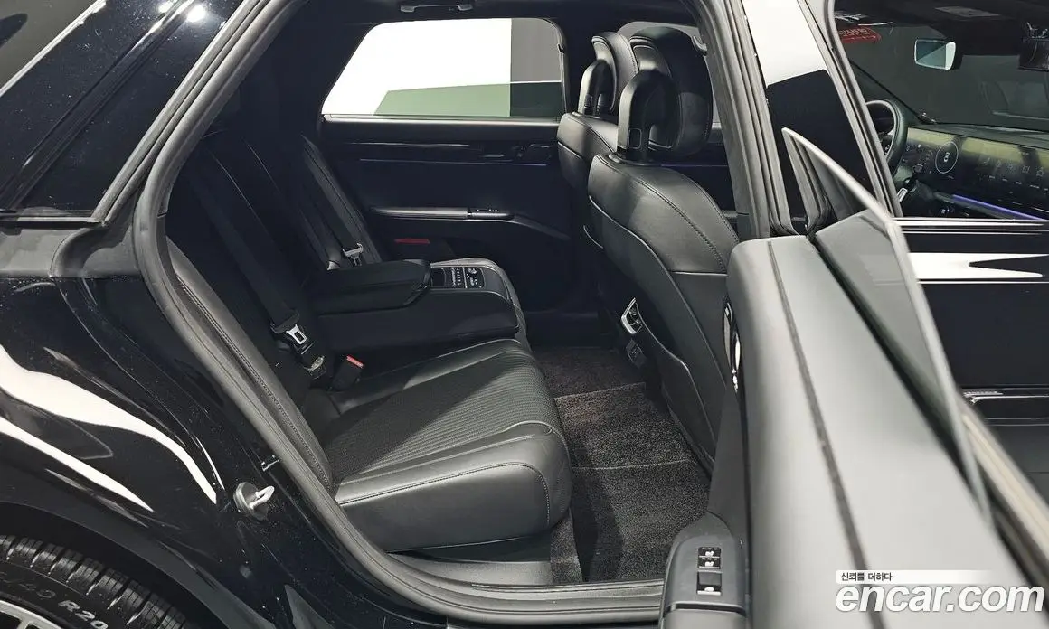 Hyundai Grandeur 2023 3.5 автомат (гидро), фото 16