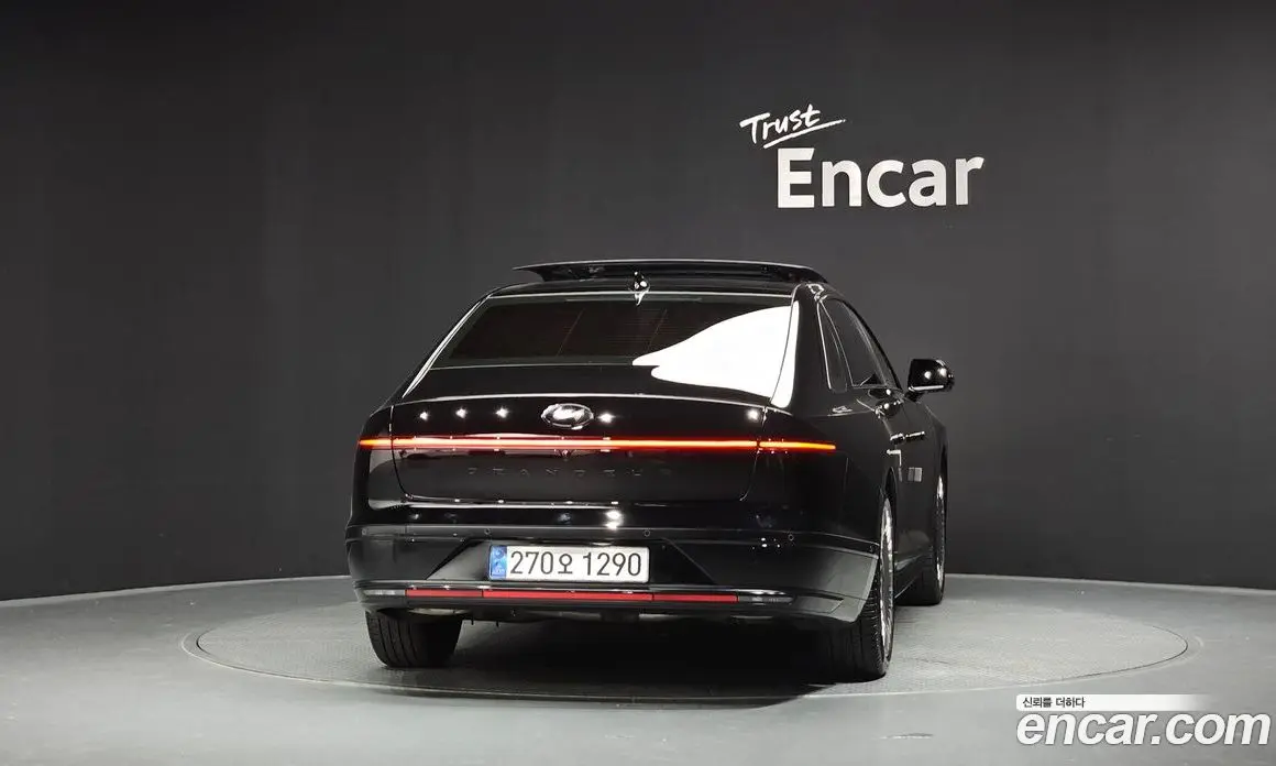 Hyundai Grandeur 2023 3.5 автомат (гидро), фото 3