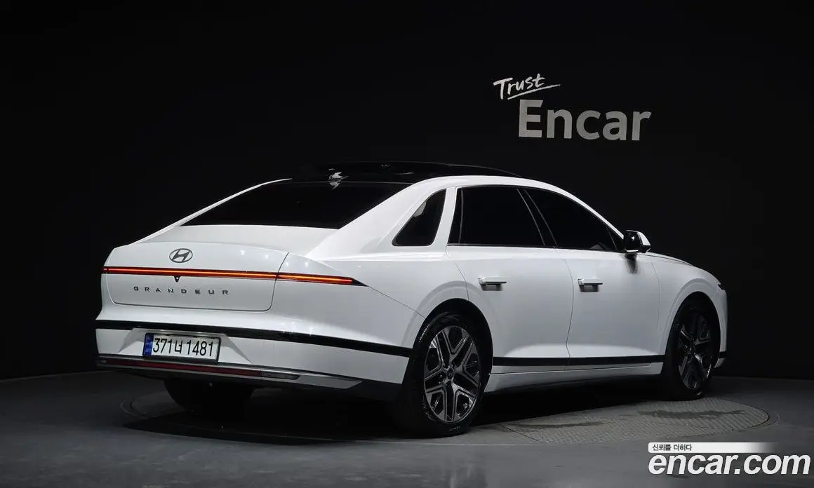 Hyundai Grandeur 2023 2.5 автомат (гидро), фото 2 Hyundai Grandeur 2023 2.5 автомат (гидро), фото 2