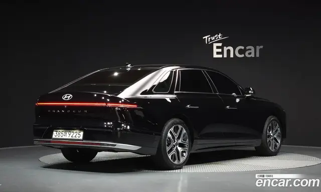 Hyundai Grandeur 2024 2.5 автомат (гидро), миниатюра 2