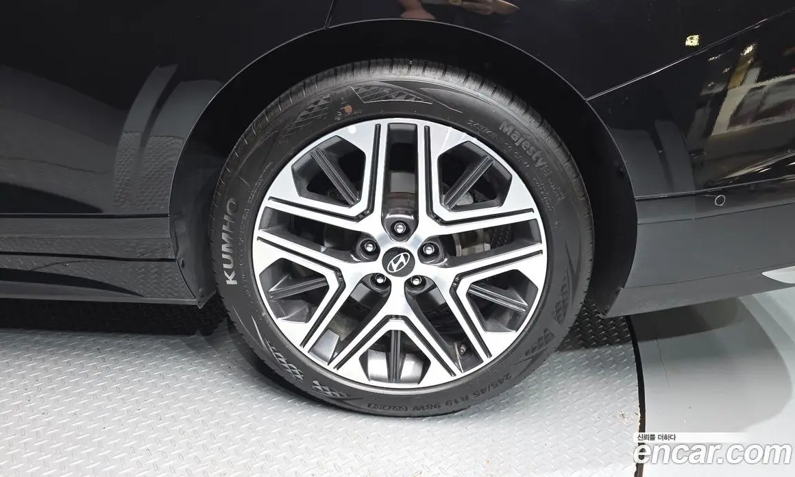 Hyundai Grandeur 2024 2.5 автомат (гидро), фото 7