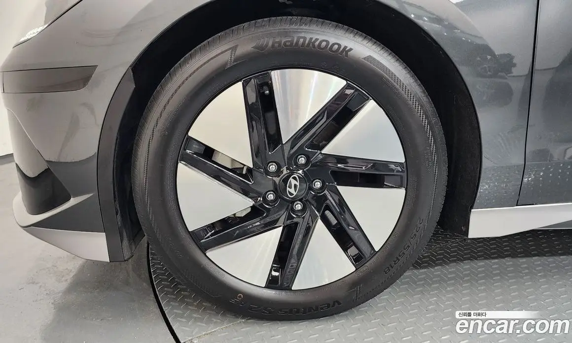 Hyundai Ioniq 6 2024 0.1 автомат (гидро), фото 4