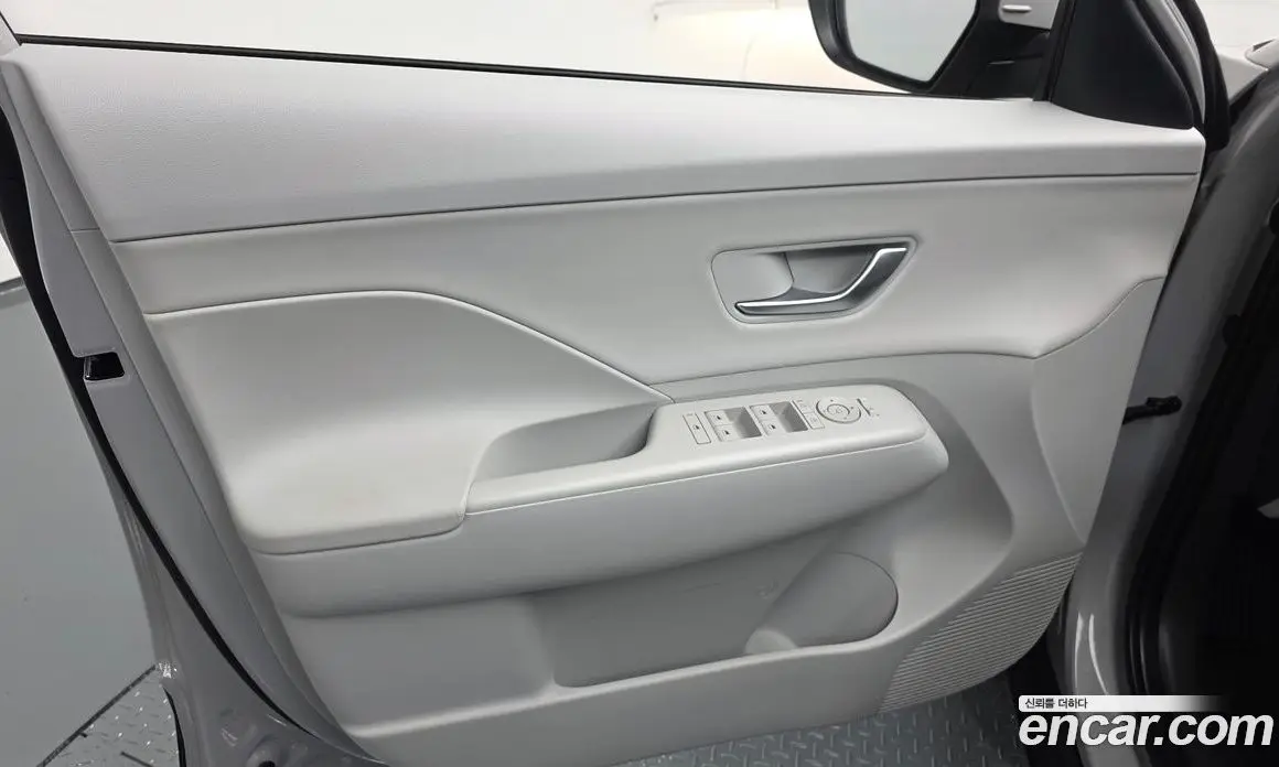 Hyundai Kona 2023 1.6 автомат (гидро), фото 14 Hyundai Kona 2023 1.6 автомат (гидро), фото 14