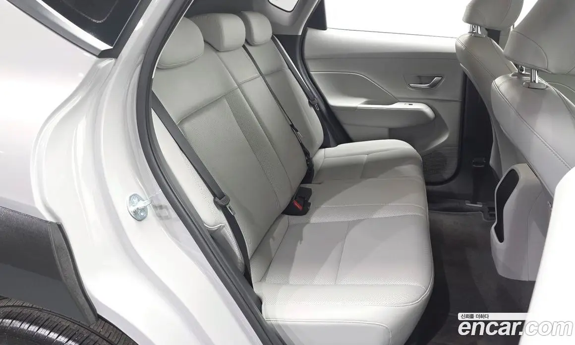 Hyundai Kona 2023 1.6 автомат (гидро), фото 17 Hyundai Kona 2023 1.6 автомат (гидро), фото 17