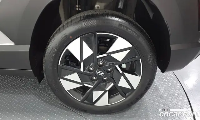 Hyundai Kona 2023 1.6 автомат (гидро), миниатюра 7 Hyundai Kona 2023 1.6 автомат (гидро), миниатюра 7