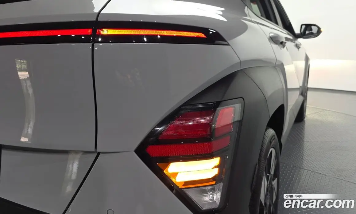 Hyundai Kona 2023 1.6 автомат (гидро), фото 9 Hyundai Kona 2023 1.6 автомат (гидро), фото 9