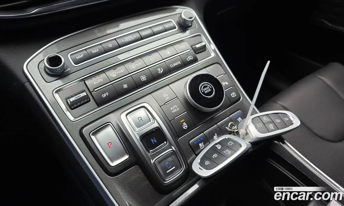 Hyundai Santa Fe 2022 2.2 автомат (гидро), фото 12