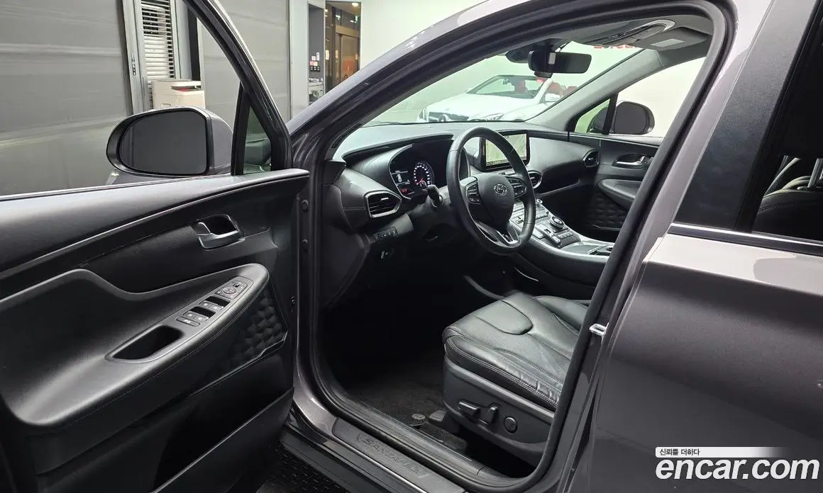 Hyundai Santa Fe 2022 2.2 автомат (гидро), фото 13