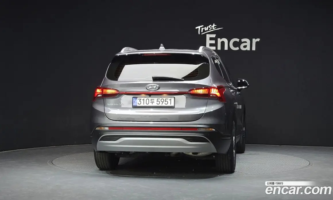 Hyundai Santa Fe 2022 2.2 автомат (гидро), фото 4