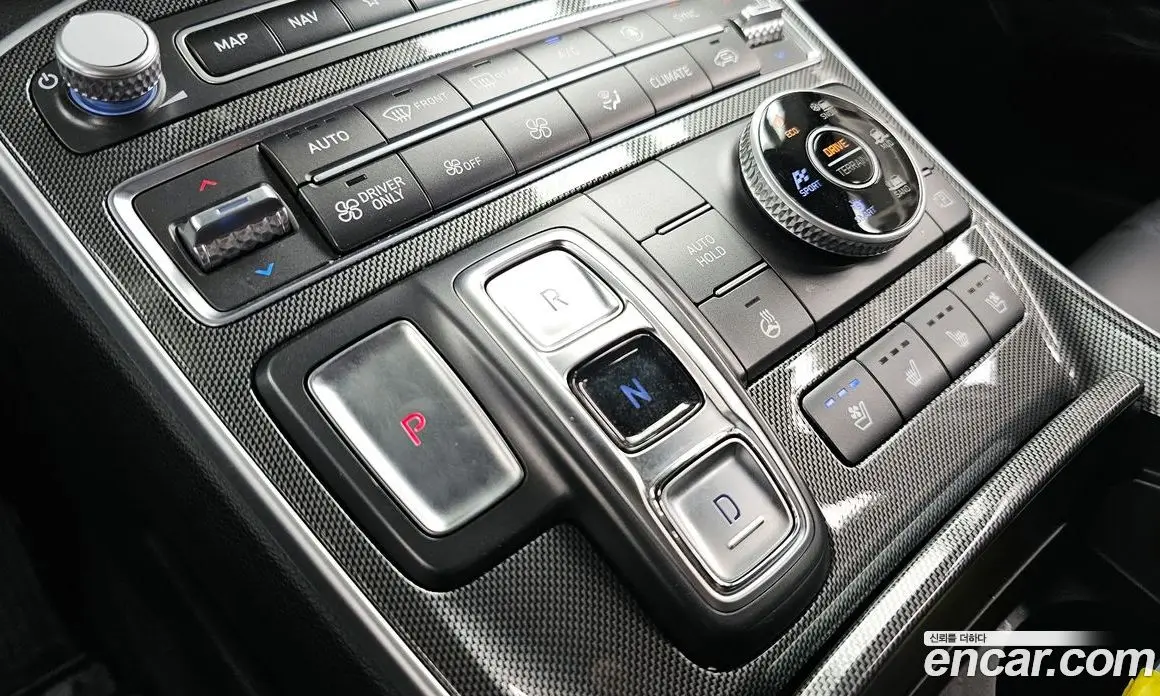 Hyundai Santa Fe 2023 1.6 автомат (гидро), фото 12