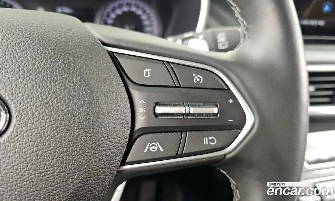 Hyundai Santa Fe 2023 1.6 автомат (гидро), фото 16