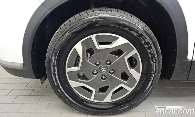 Hyundai Santa Fe 2023 1.6 автомат (гидро), миниатюра 5