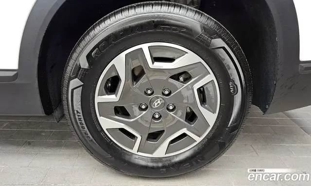 Hyundai Santa Fe 2023 1.6 автомат (гидро), миниатюра 7