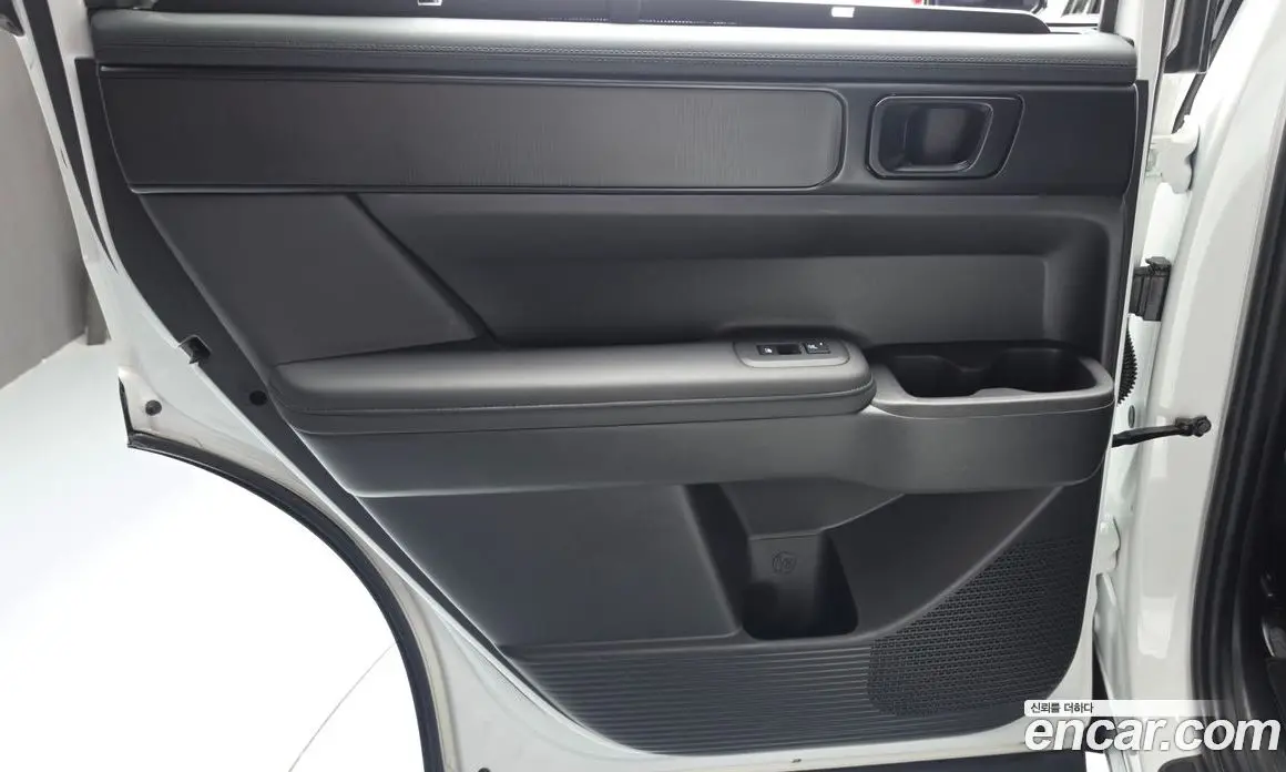 Hyundai Santa Fe 2024 1.6 автомат (гидро), фото 15