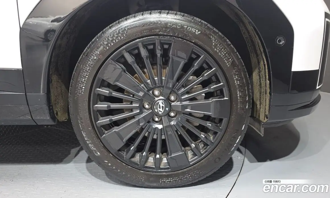 Hyundai Santa Fe 2024 1.6 автомат (гидро), фото 7