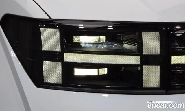 Hyundai Santa Fe 2024 1.6 автомат (гидро), миниатюра 8