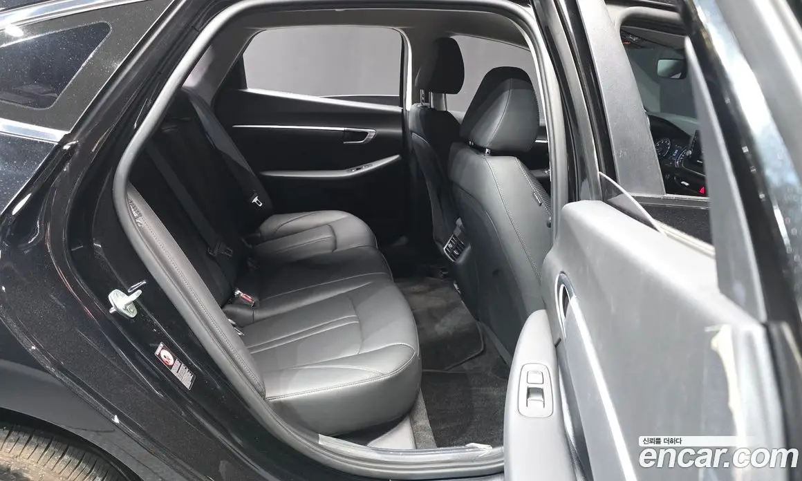 Hyundai Sonata 2019 2.0 автомат (гидро), фото 17