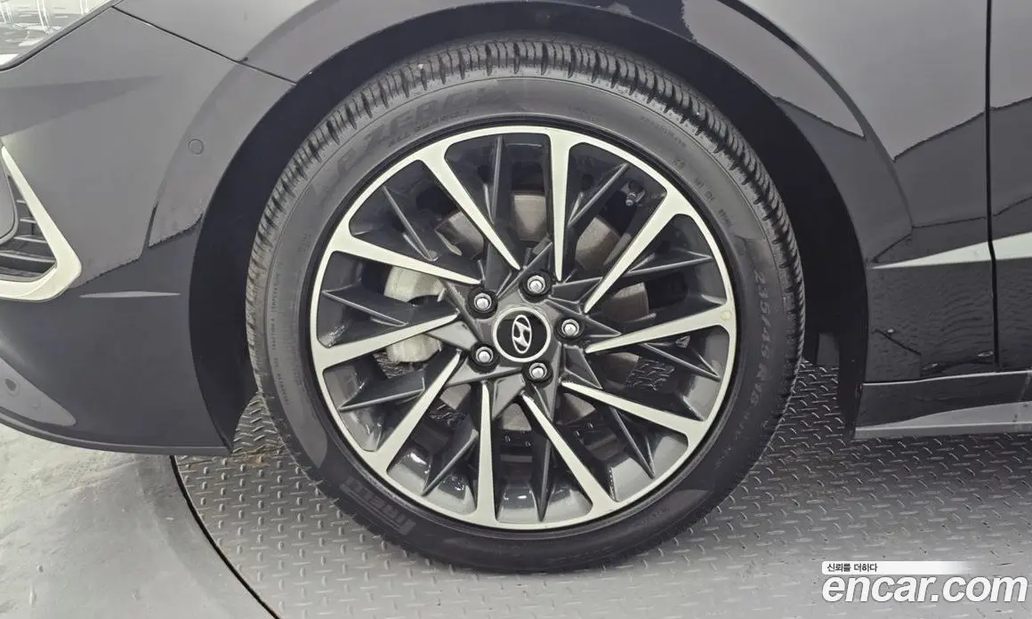 Hyundai Sonata 2023 2.0 автомат (гидро), фото 5