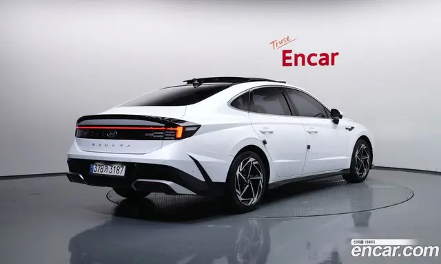 Hyundai Sonata 2023 2.0 автомат (гидро), миниатюра 2