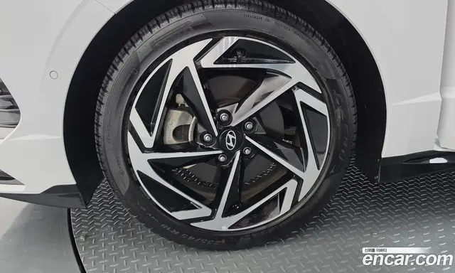 Hyundai Sonata 2023 2.0 автомат (гидро), миниатюра 5