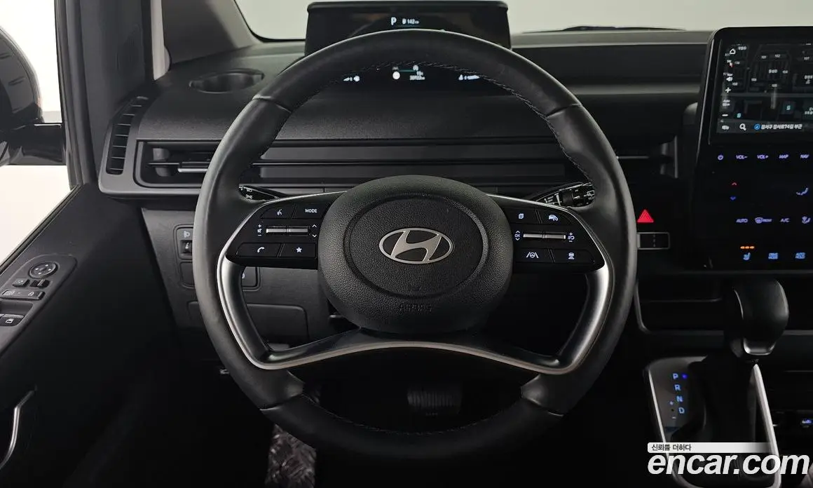 Hyundai Staria 2024 2.2 автомат (гидро), фото 19
