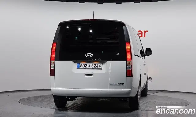 Hyundai Staria 2024 2.2 автомат (гидро), миниатюра 4