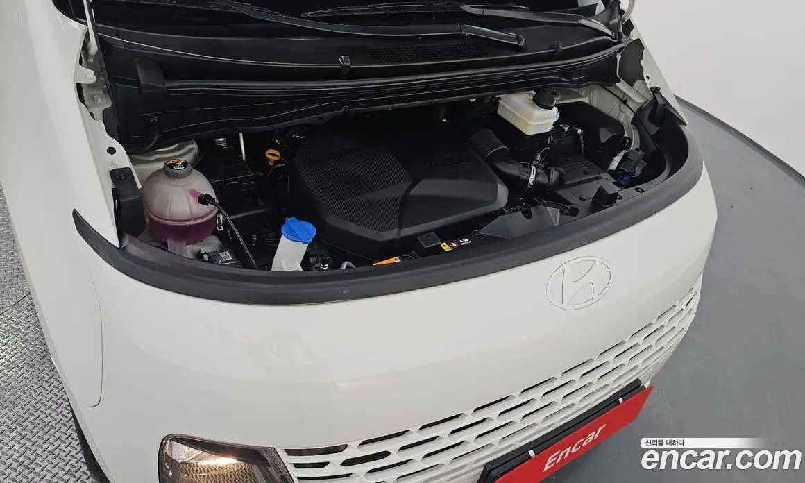 Hyundai Staria 2024 2.2 автомат (гидро), фото 6