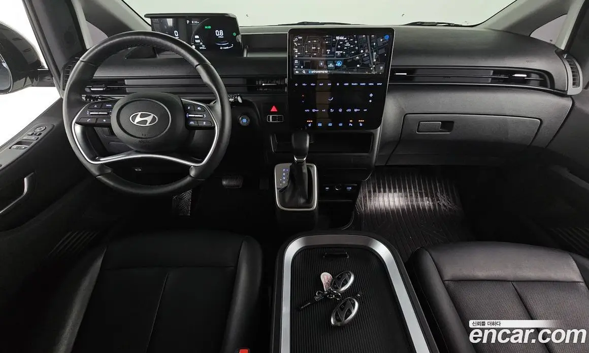 Hyundai Staria 2024 2.2 автомат (гидро), фото 10
