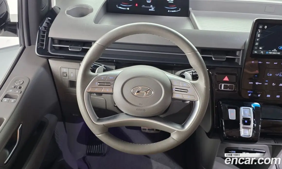 Hyundai Staria 2024 2.2 автомат (гидро), фото 19