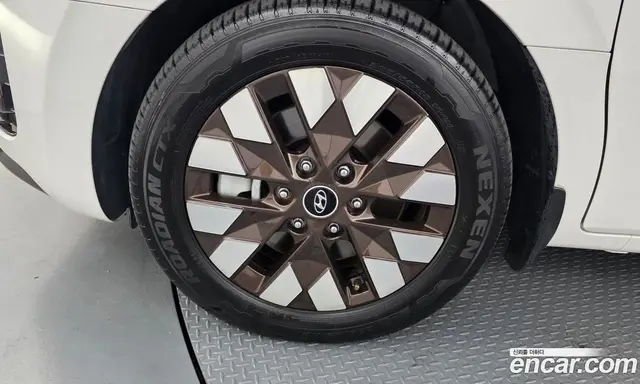 Hyundai Staria 2024 2.2 автомат (гидро), миниатюра 5