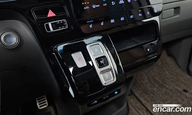 Hyundai Staria 2025 2.2 автомат (гидро), миниатюра 12