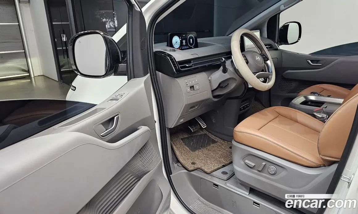 Hyundai Staria 2025 2.2 автомат (гидро), фото 13 Hyundai Staria 2025 2.2 автомат (гидро), фото 13