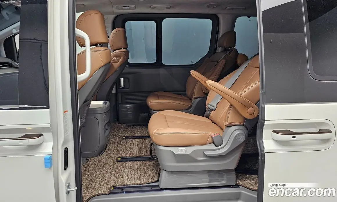 Hyundai Staria 2025 2.2 автомат (гидро), фото 18 Hyundai Staria 2025 2.2 автомат (гидро), фото 18