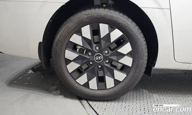 Hyundai Staria 2025 2.2 автомат (гидро), миниатюра 5 Hyundai Staria 2025 2.2 автомат (гидро), миниатюра 5