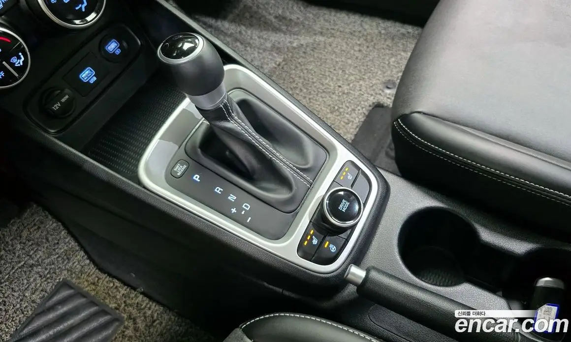 Hyundai Venue 2019 1.6 автомат (гидро), фото 12 Hyundai Venue 2019 1.6 автомат (гидро), фото 12