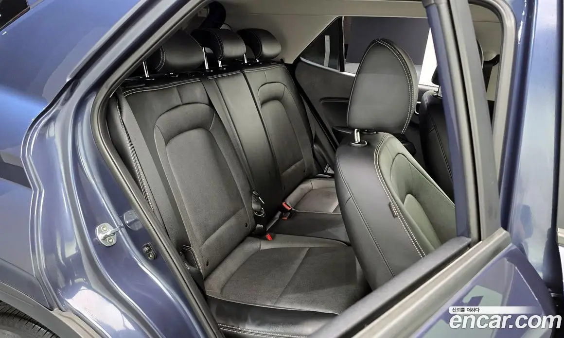 Hyundai Venue 2019 1.6 автомат (гидро), фото 16 Hyundai Venue 2019 1.6 автомат (гидро), фото 16