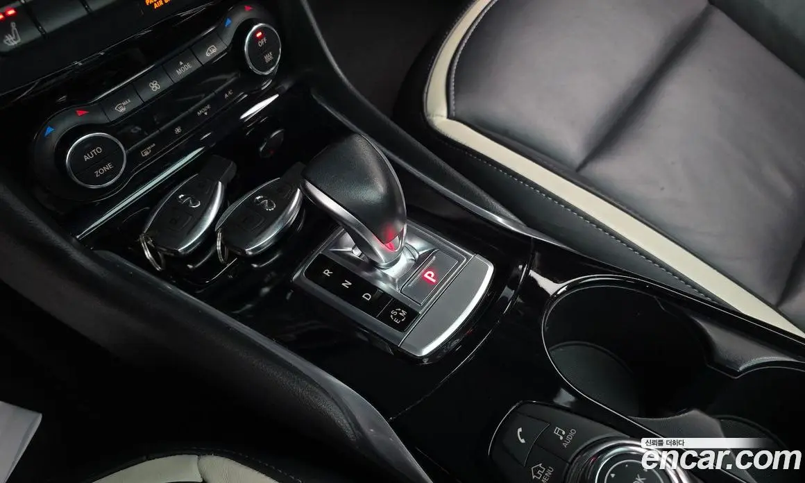 Infiniti Q30 2019 2.0 автомат (гидро), фото 11 Infiniti Q30 2019 2.0 автомат (гидро), фото 11