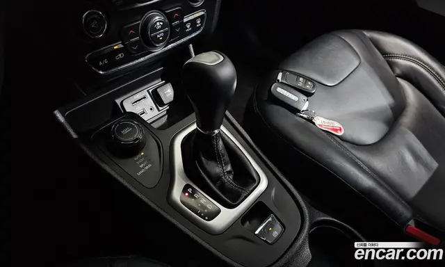 Jeep Cherokee 2017 2.4 автомат (гидро), миниатюра 11 Jeep Cherokee 2017 2.4 автомат (гидро), миниатюра 11