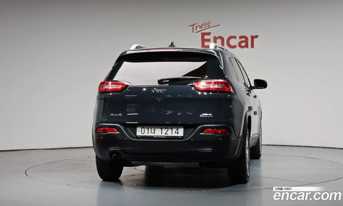 Jeep Cherokee 2017 2.4 автомат (гидро), фото 3 Jeep Cherokee 2017 2.4 автомат (гидро), фото 3