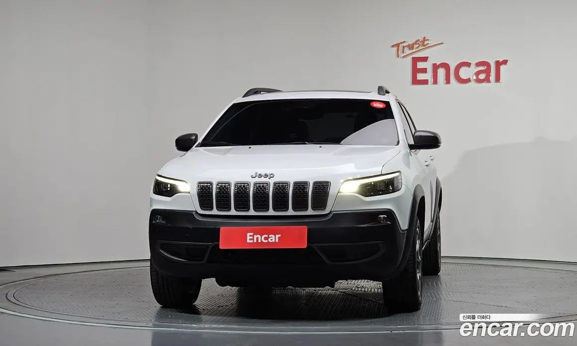 Jeep Cherokee 2020 3.2 автомат (гидро), фото 3