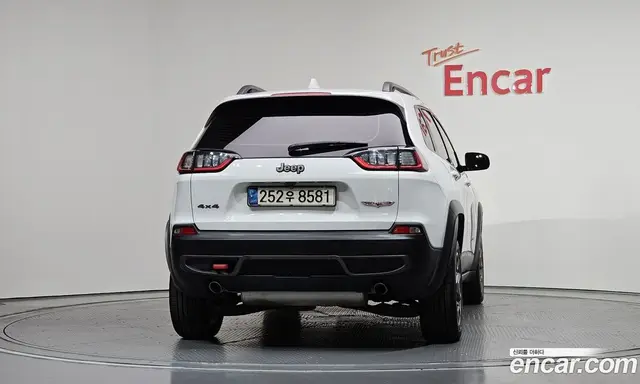 Jeep Cherokee 2020 3.2 автомат (гидро), миниатюра 4