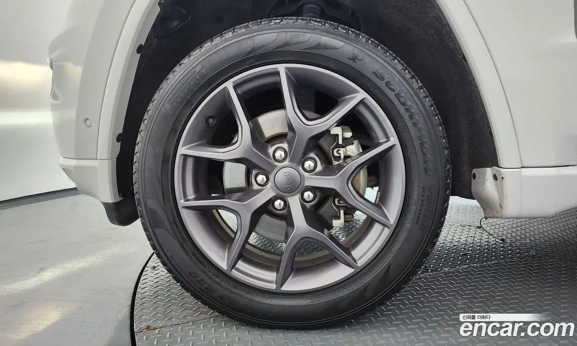 Jeep Cherokee 2021 3.6 автомат (гидро), фото 5 Jeep Cherokee 2021 3.6 автомат (гидро), фото 5