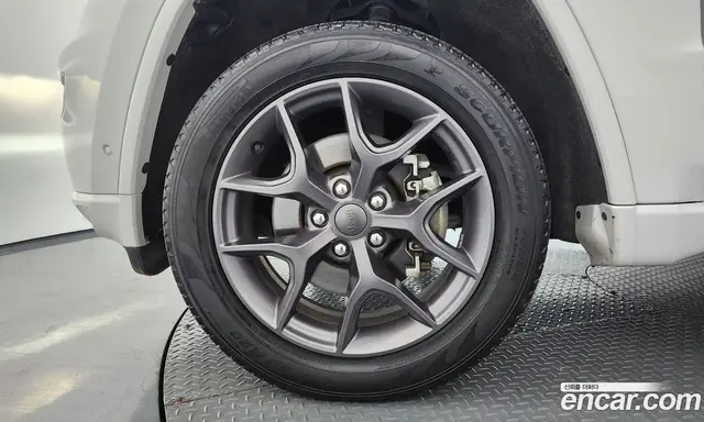 Jeep Cherokee 2021 3.6 автомат (гидро), миниатюра 5 Jeep Cherokee 2021 3.6 автомат (гидро), миниатюра 5