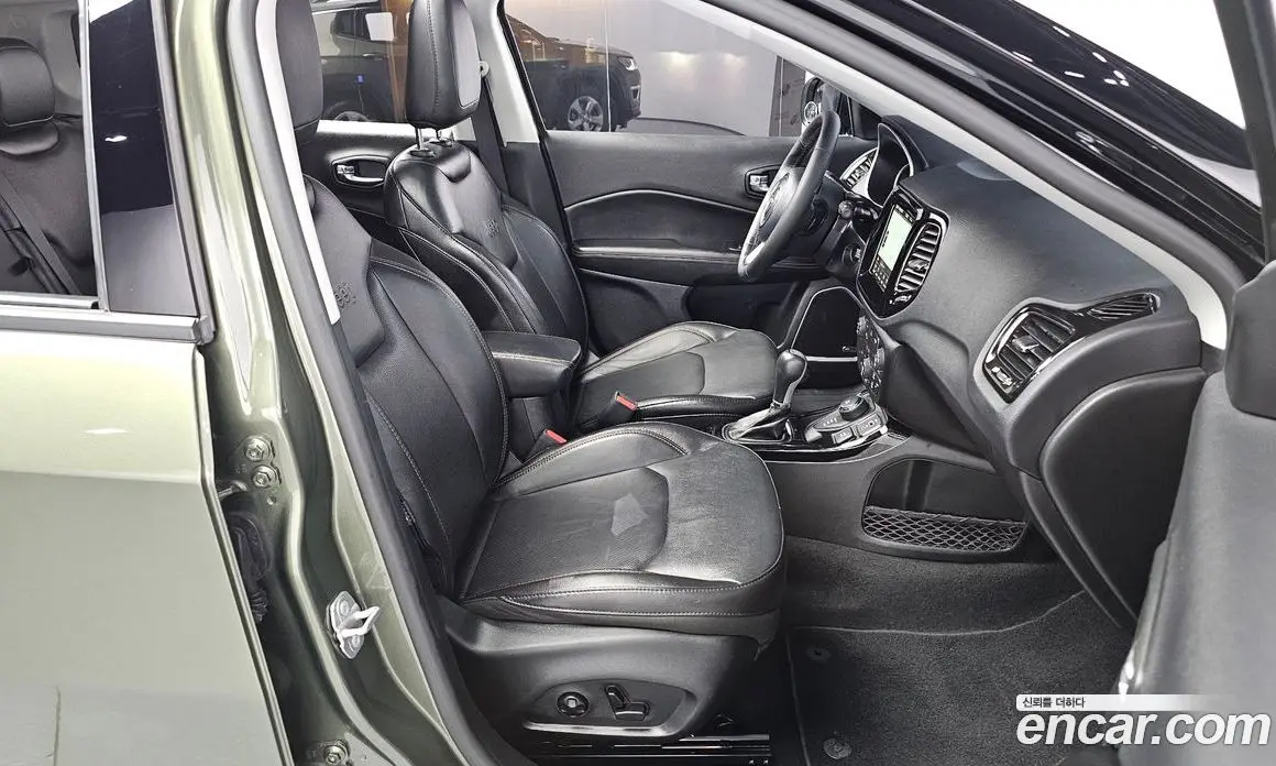 Jeep Compass 2019 2.4 автомат (гидро), фото 13 Jeep Compass 2019 2.4 автомат (гидро), фото 13