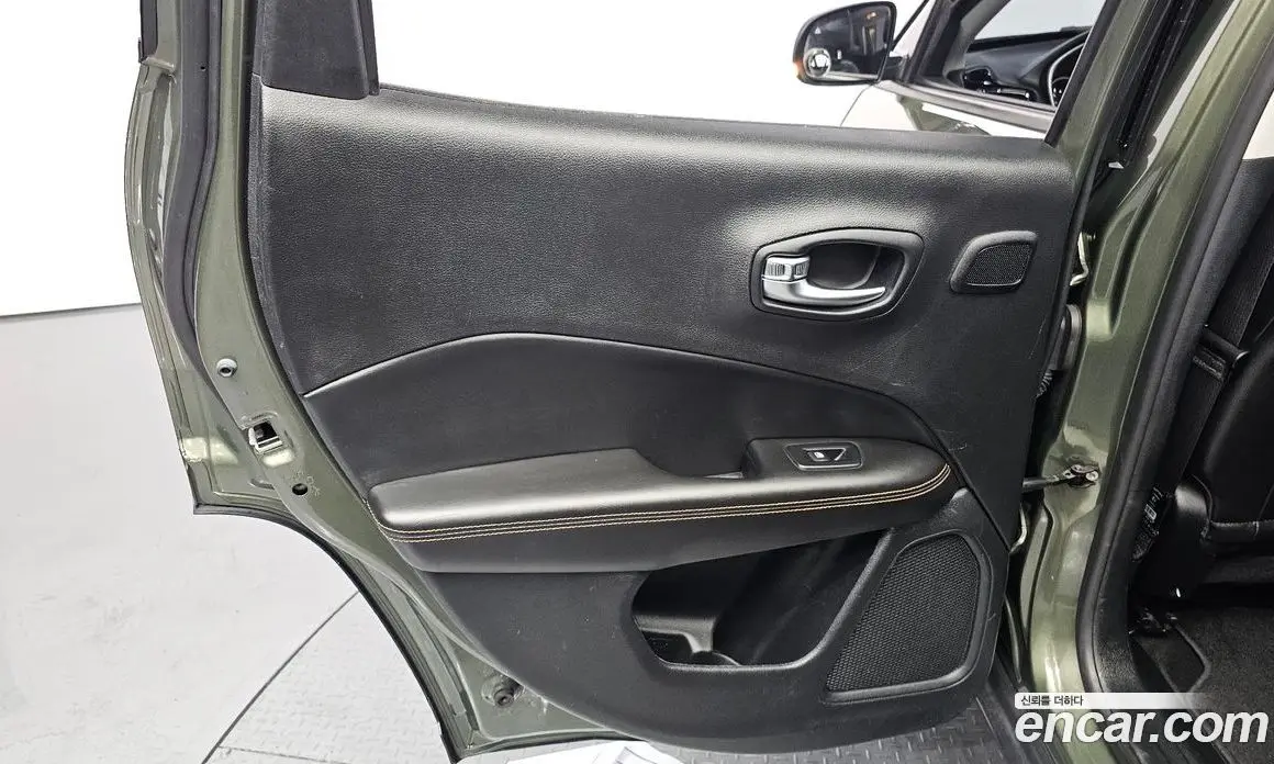 Jeep Compass 2019 2.4 автомат (гидро), фото 15 Jeep Compass 2019 2.4 автомат (гидро), фото 15