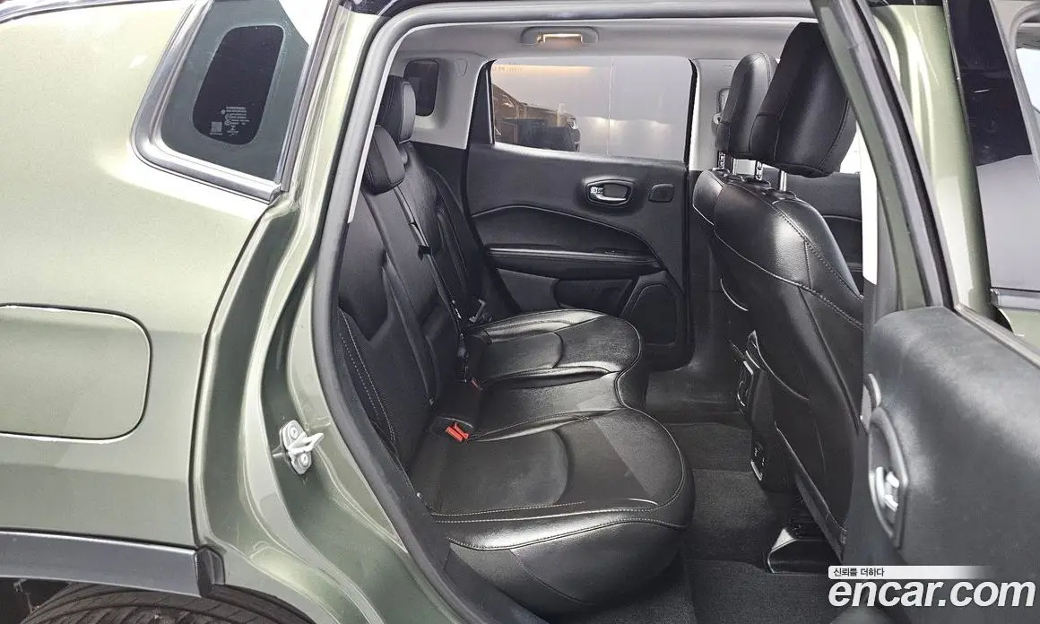 Jeep Compass 2019 2.4 автомат (гидро), фото 16 Jeep Compass 2019 2.4 автомат (гидро), фото 16