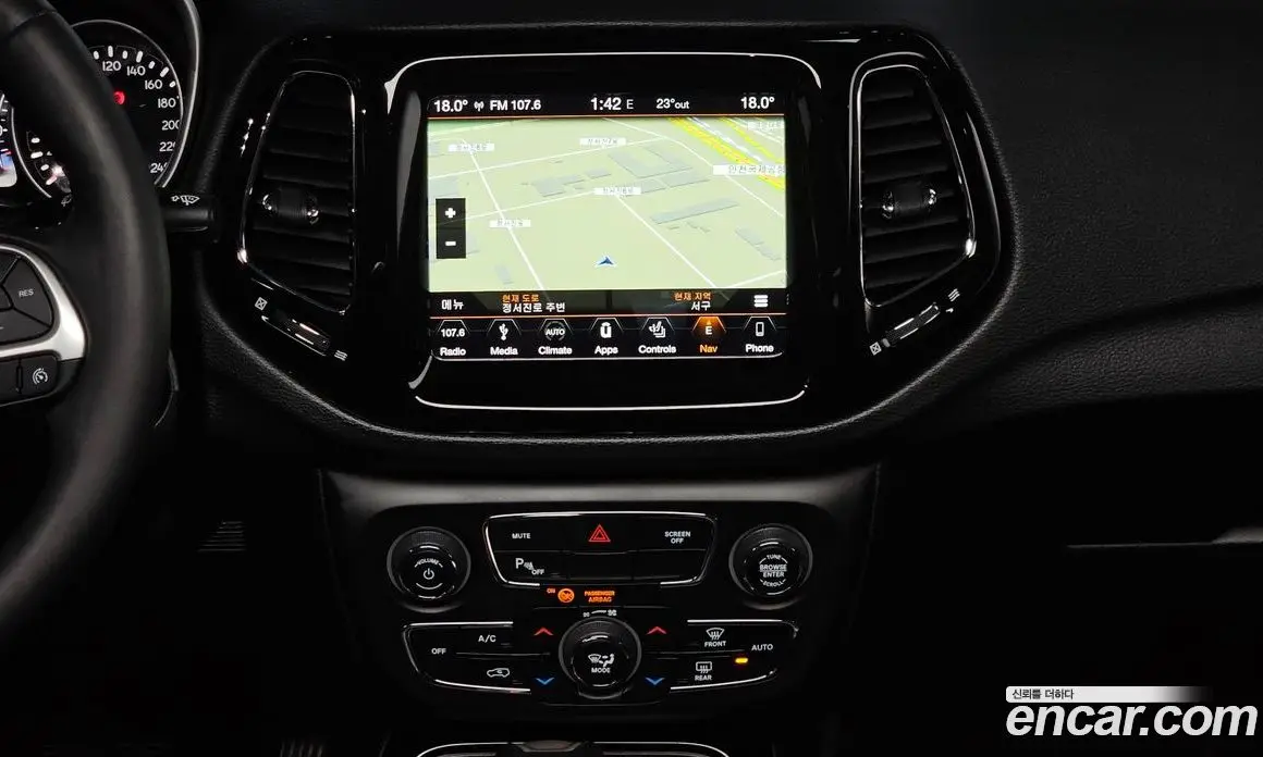 Jeep Compass 2019 2.4 автомат (гидро), фото 19 Jeep Compass 2019 2.4 автомат (гидро), фото 19