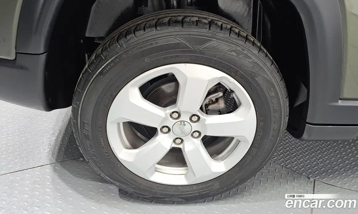 Jeep Compass 2019 2.4 автомат (гидро), фото 5 Jeep Compass 2019 2.4 автомат (гидро), фото 5